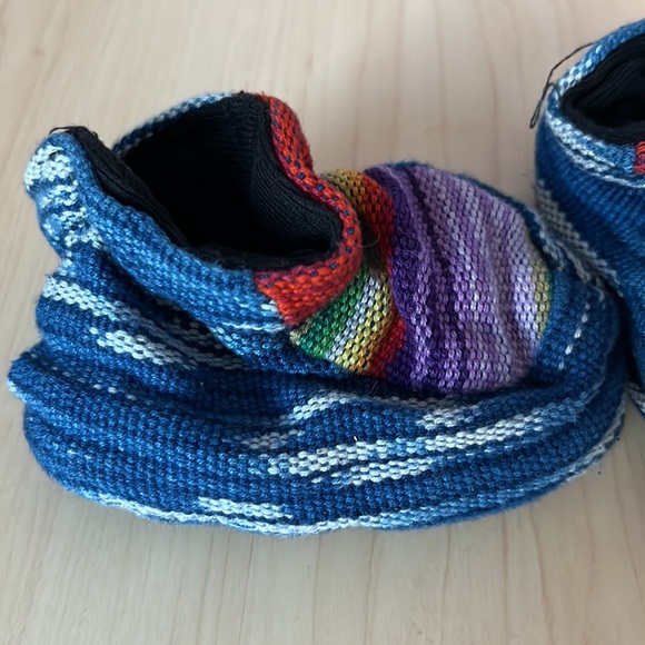 Baby slippers from Guatemala - Picture 3 of 8